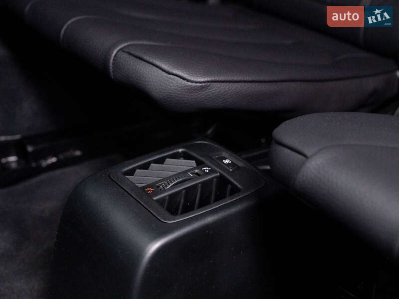 Внедорожник / Кроссовер BMW X5 2017 в Одессе