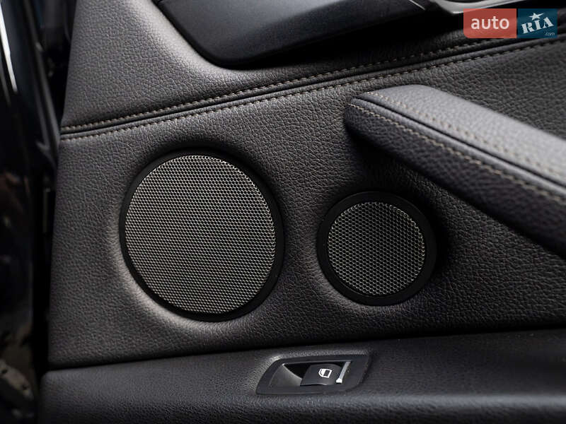 Внедорожник / Кроссовер BMW X5 2017 в Одессе