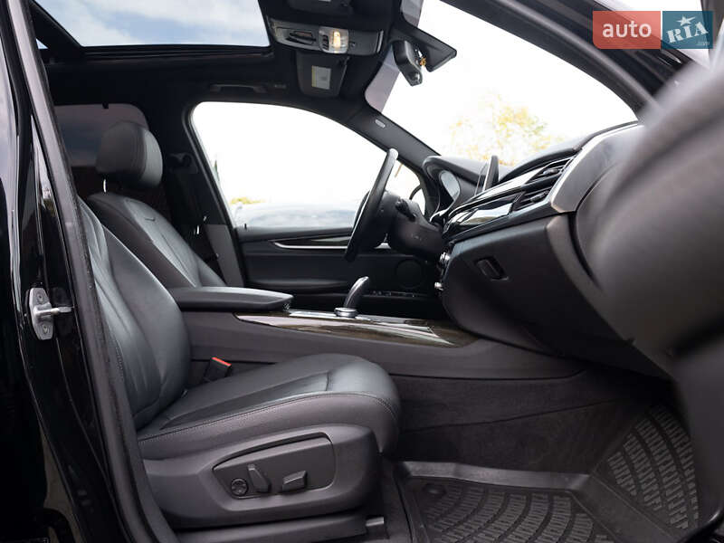 Внедорожник / Кроссовер BMW X5 2017 в Одессе