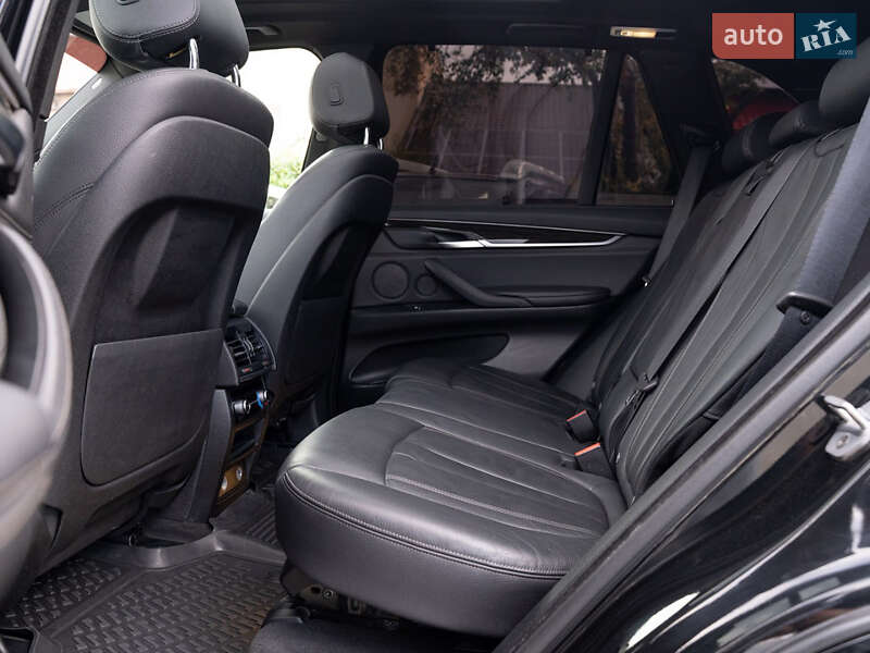 Внедорожник / Кроссовер BMW X5 2017 в Одессе