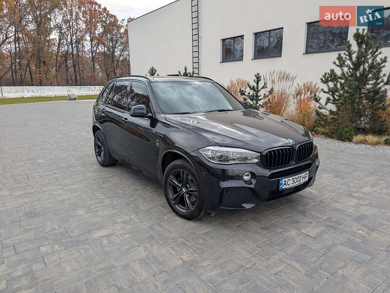 Позашляховик / Кросовер BMW X5 2016 в Луцьку