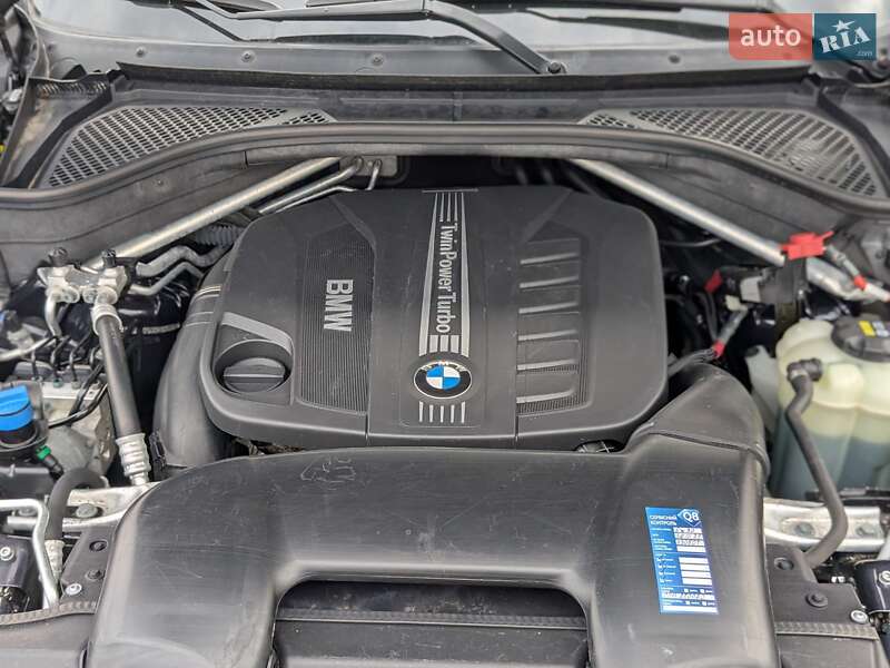 Позашляховик / Кросовер BMW X5 2016 в Луцьку