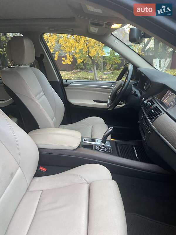 Внедорожник / Кроссовер BMW X5 2012 в Чернигове фото 27 Внедорожник / Кроссовер BMW X5 2012 в Чернигове