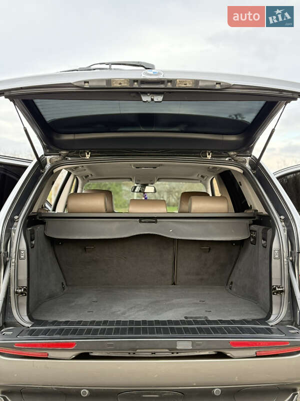 Внедорожник / Кроссовер BMW X5 2004 в Вознесенске