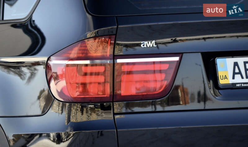 Внедорожник / Кроссовер BMW X5 2011 в Николаеве