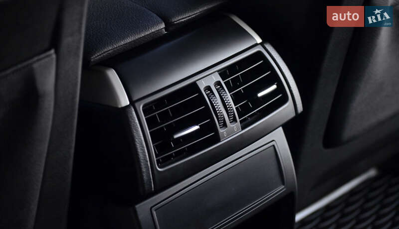 Внедорожник / Кроссовер BMW X5 2011 в Николаеве