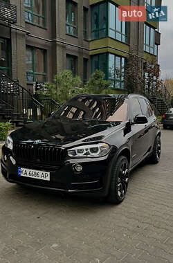 Позашляховик / Кросовер BMW X5 2014 в Києві