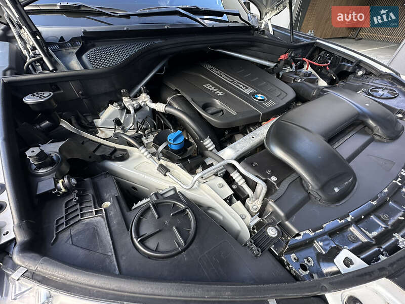 Внедорожник / Кроссовер BMW X5 2014 в Мукачево