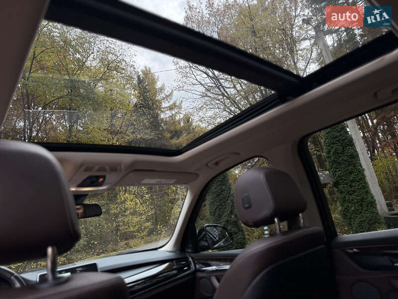 Внедорожник / Кроссовер BMW X5 2015 в Дрогобыче