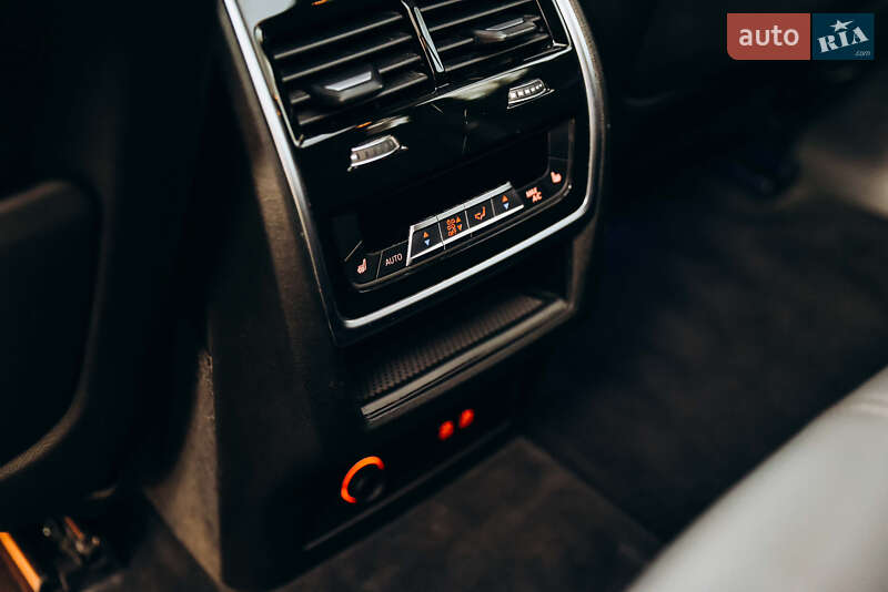 Внедорожник / Кроссовер BMW X5 2024 в Самборе