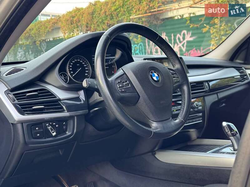Внедорожник / Кроссовер BMW X5 2015 в Запорожье