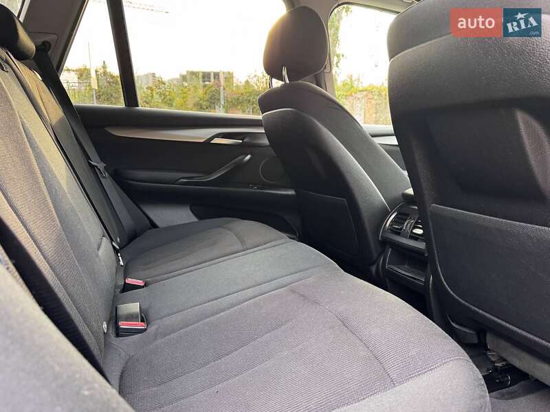 Внедорожник / Кроссовер BMW X5 2015 в Запорожье