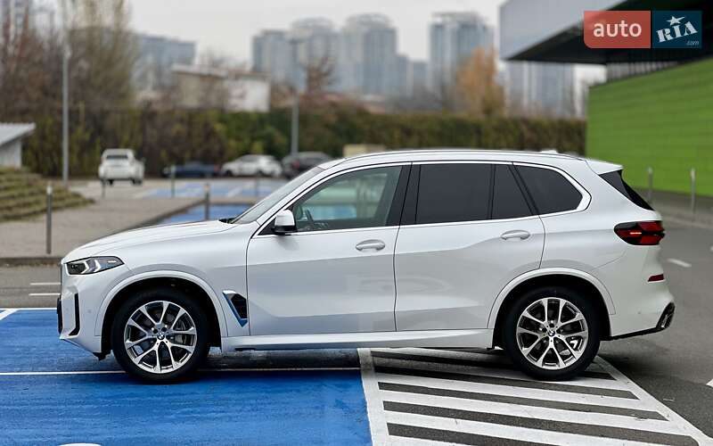 Внедорожник / Кроссовер BMW X5 2023 в Киеве фото 5 Внедорожник / Кроссовер BMW X5 2023 в Киеве