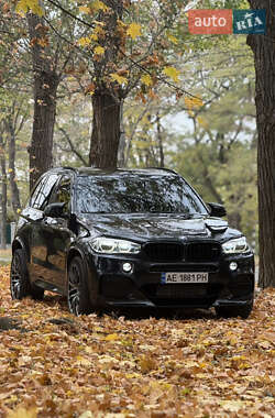 Позашляховик / Кросовер BMW X5 2014 в Дніпрі