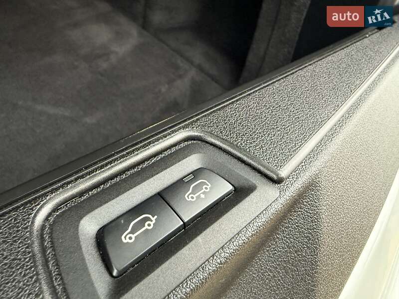 Внедорожник / Кроссовер BMW X5 2023 в Киеве