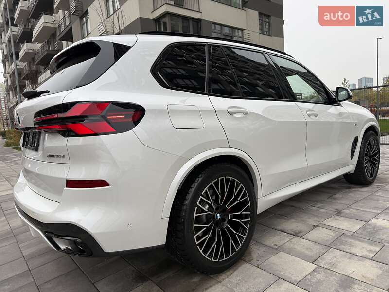 Внедорожник / Кроссовер BMW X5 2023 в Киеве
