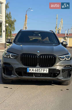 Внедорожник / Кроссовер BMW X5 2021 в Черкассах