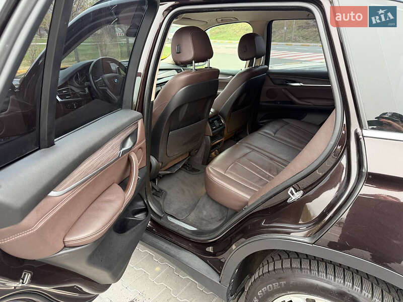 Внедорожник / Кроссовер BMW X5 2016 в Киеве
