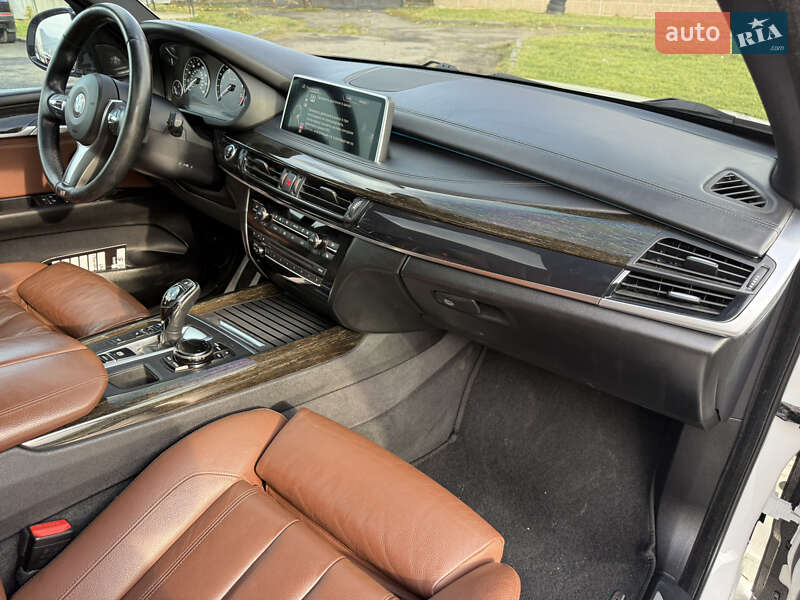 Позашляховик / Кросовер BMW X5 2015 в Хусті