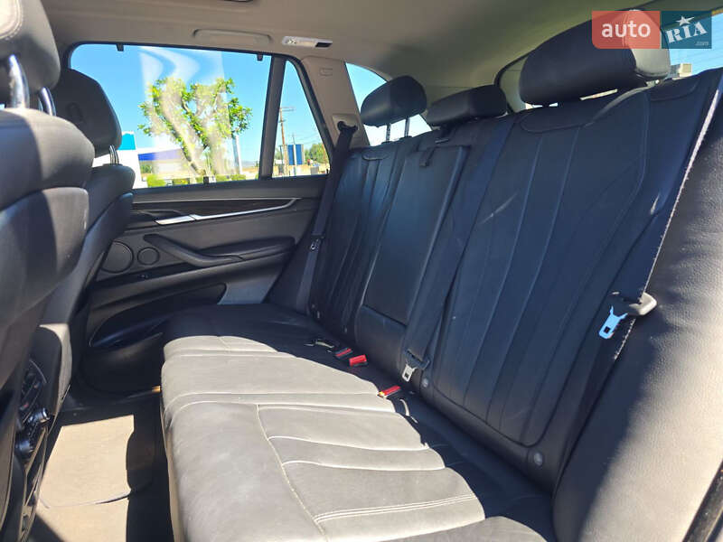 Внедорожник / Кроссовер BMW X5 2015 в Дрогобыче