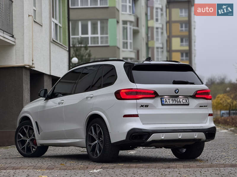 Внедорожник / Кроссовер BMW X5 2022 в Ивано-Франковске
