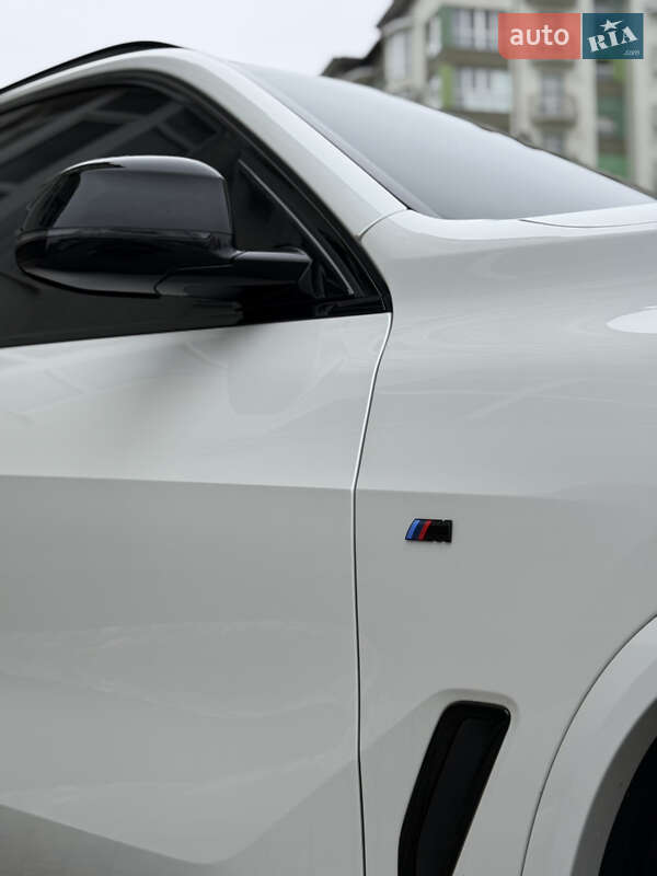 Внедорожник / Кроссовер BMW X5 2022 в Ивано-Франковске