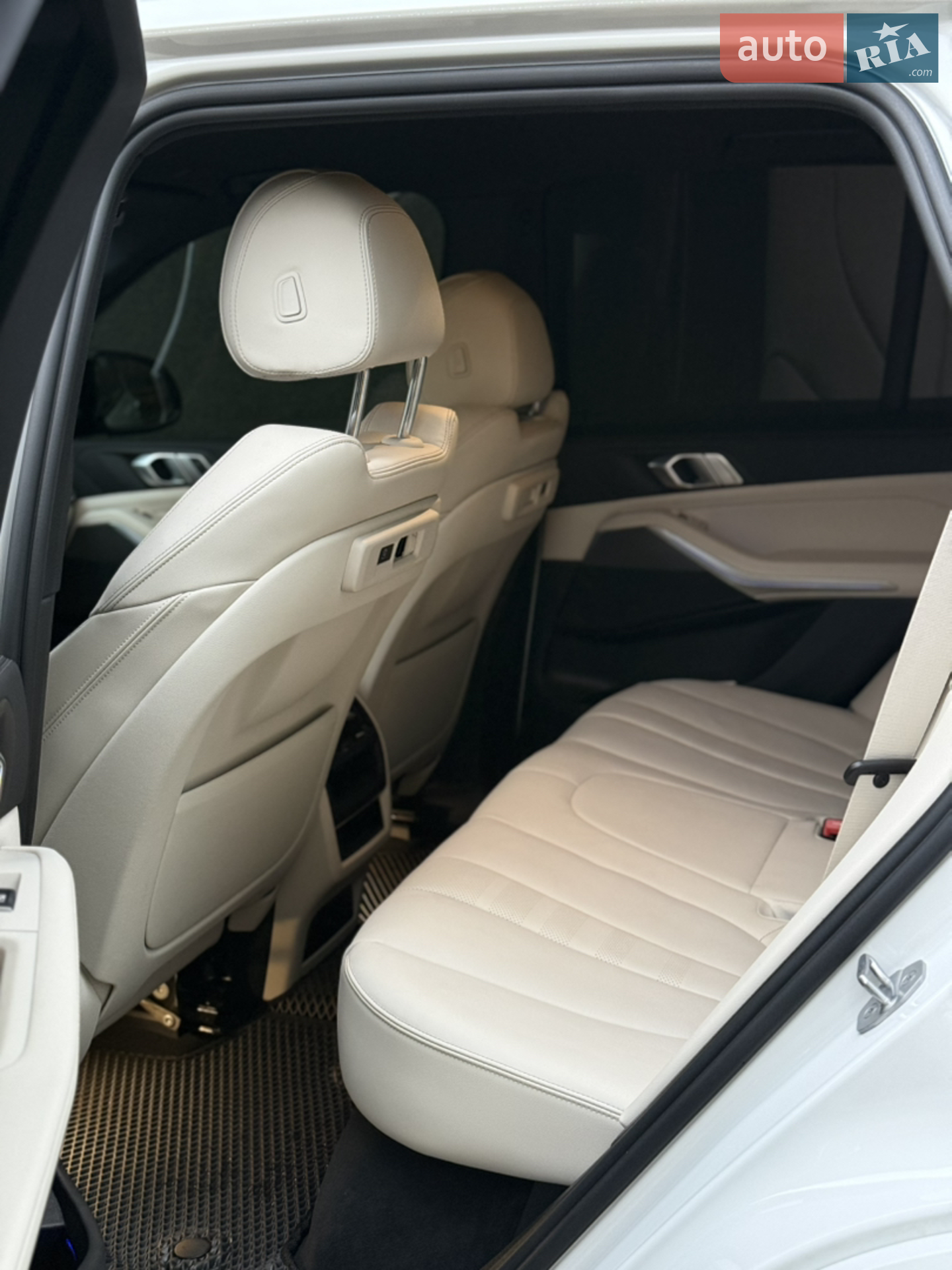 2022 BMW X5 - мініатюра 38
