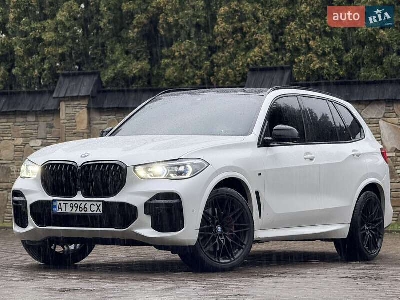 Внедорожник / Кроссовер BMW X5 2022 в Ивано-Франковске
