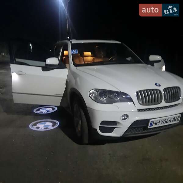 Внедорожник / Кроссовер BMW X5 2012 в Одессе