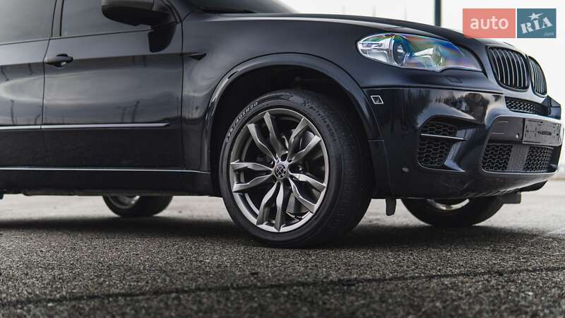 Внедорожник / Кроссовер BMW X5 2012 в Львове
