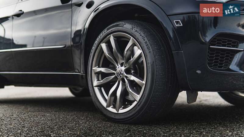 Внедорожник / Кроссовер BMW X5 2012 в Львове