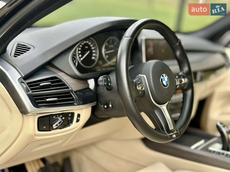 Внедорожник / Кроссовер BMW X5 2013 в Киеве