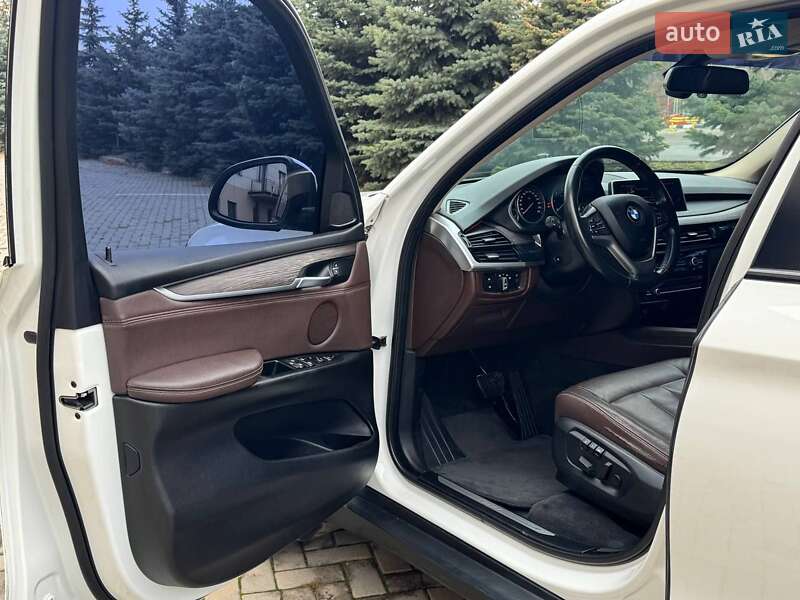 Внедорожник / Кроссовер BMW X5 2015 в Харькове