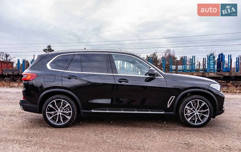 BMW X5 2019