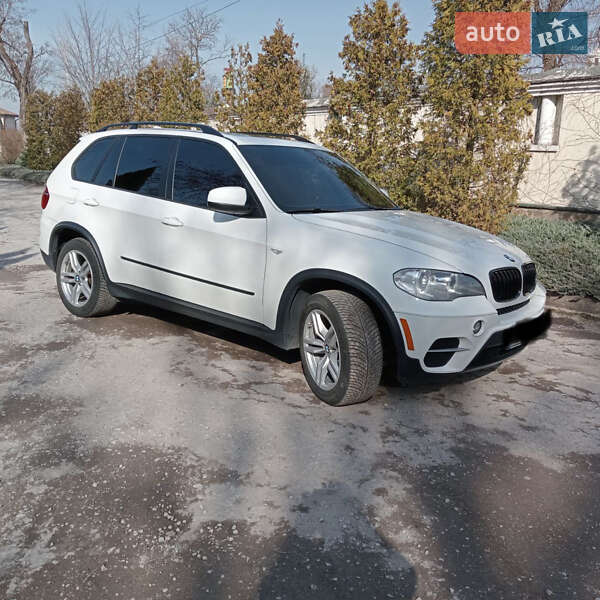 Внедорожник / Кроссовер BMW X5 2012 в Киеве