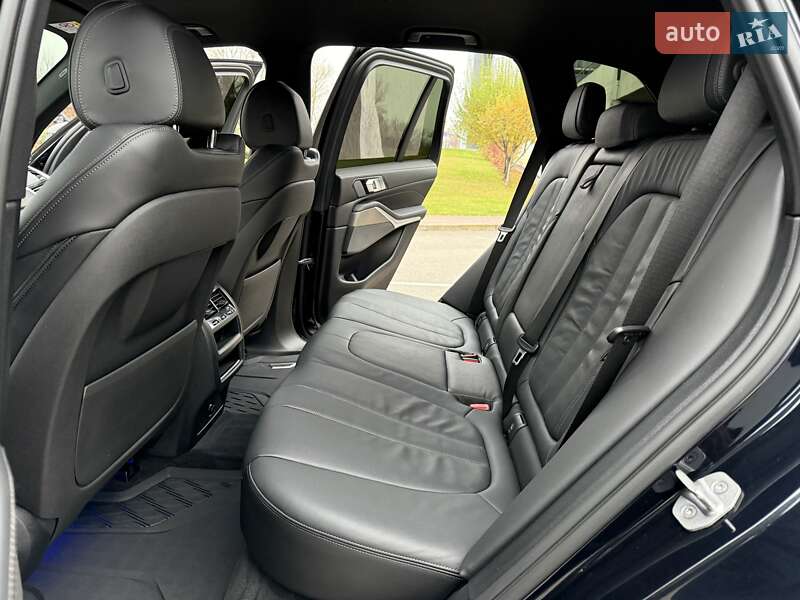 Внедорожник / Кроссовер BMW X5 2019 в Киеве фото 49 Внедорожник / Кроссовер BMW X5 2019 в Киеве