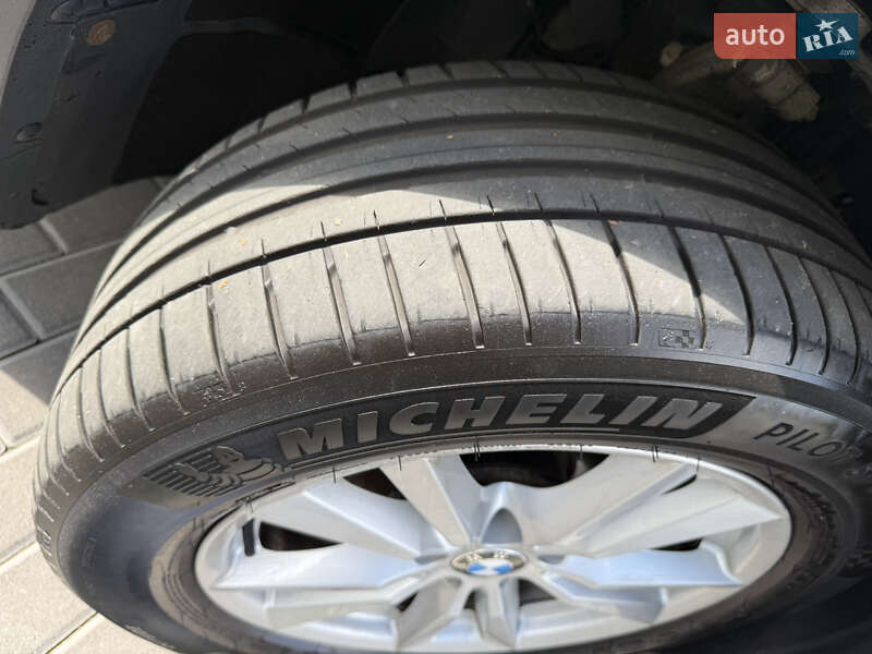 Позашляховик / Кросовер BMW X5 2016 в Ірпені