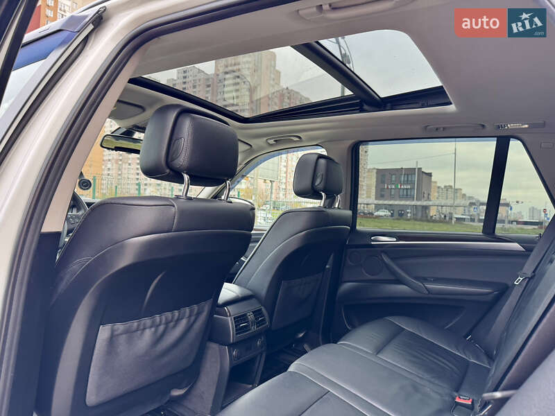 Внедорожник / Кроссовер BMW X5 2013 в Киеве