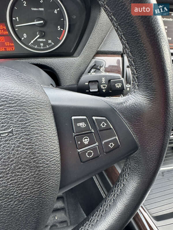 Внедорожник / Кроссовер BMW X5 2013 в Киеве