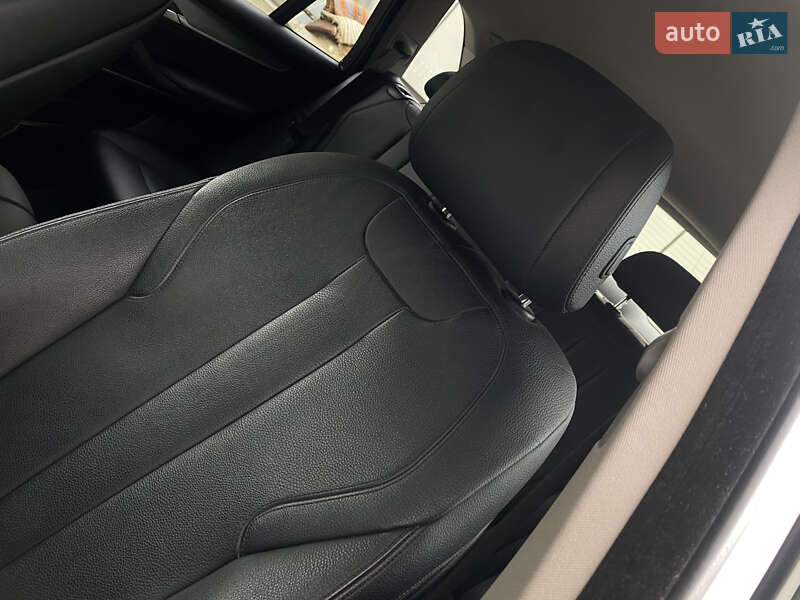 Позашляховик / Кросовер BMW X5 2014 в Ужгороді