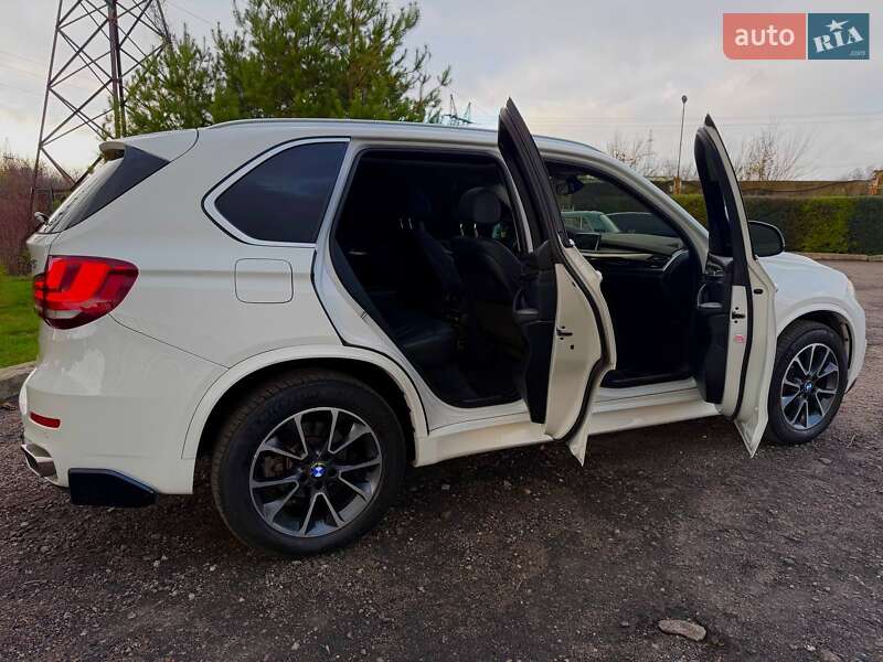 Внедорожник / Кроссовер BMW X5 2016 в Днепре