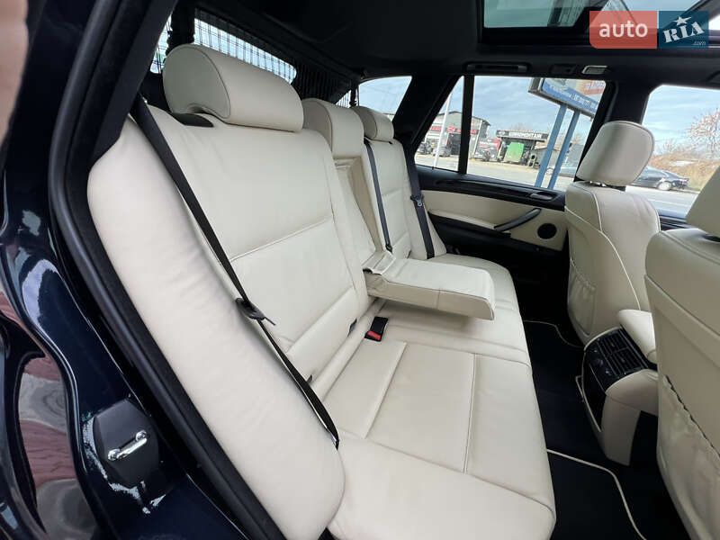 Внедорожник / Кроссовер BMW X5 2005 в Ивано-Франковске