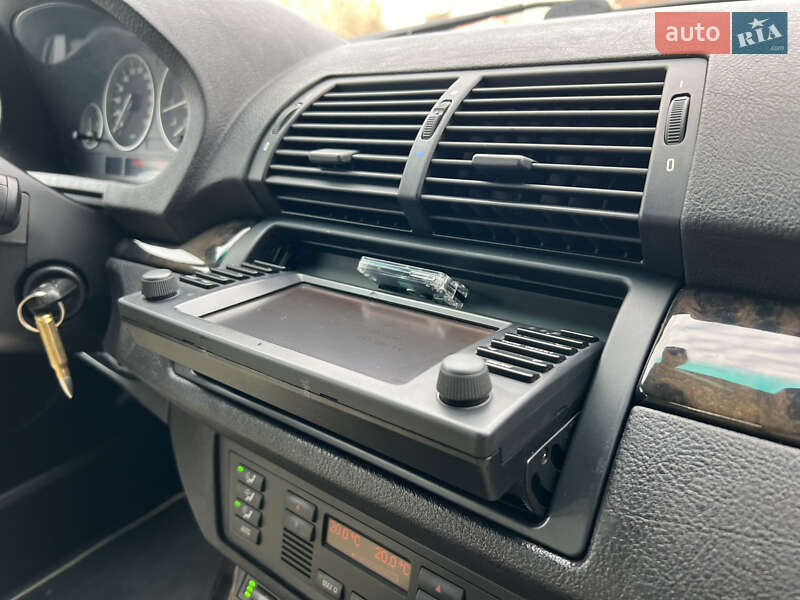 Внедорожник / Кроссовер BMW X5 2005 в Ивано-Франковске