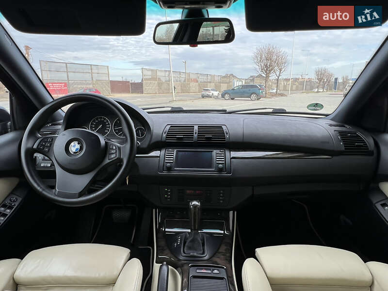 Внедорожник / Кроссовер BMW X5 2005 в Ивано-Франковске