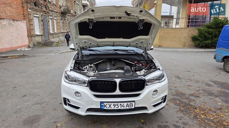Внедорожник / Кроссовер BMW X5 2014 в Харькове
