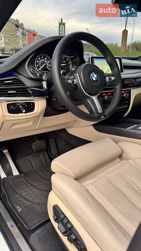 Внедорожник / Кроссовер BMW X5 2016 в Киеве