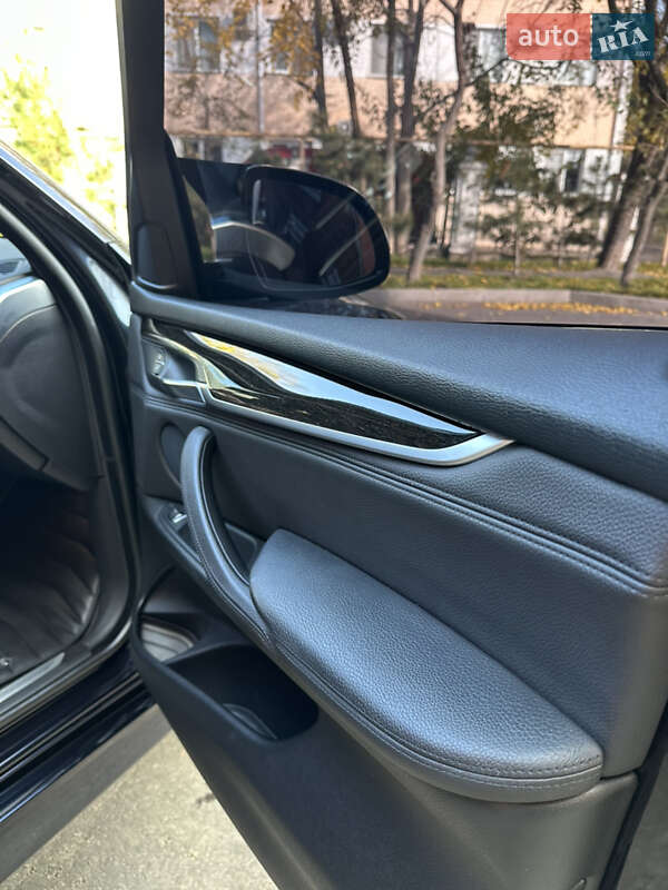 Внедорожник / Кроссовер BMW X5 2013 в Одессе