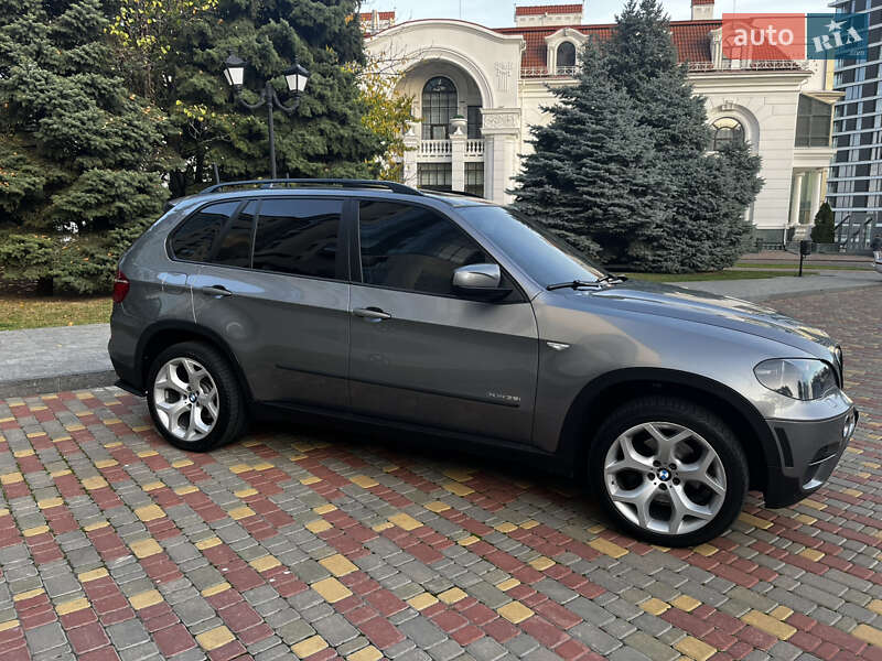 BMW X5 2011