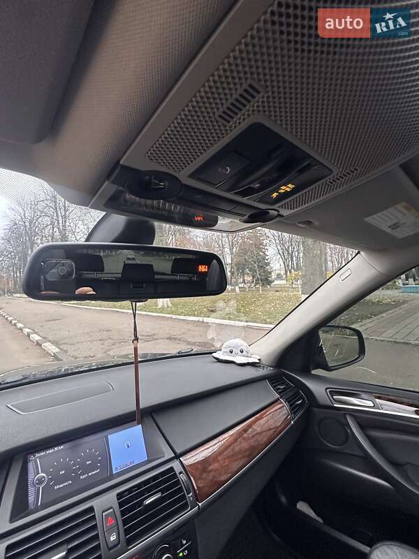 Внедорожник / Кроссовер BMW X5 2011 в Подольске