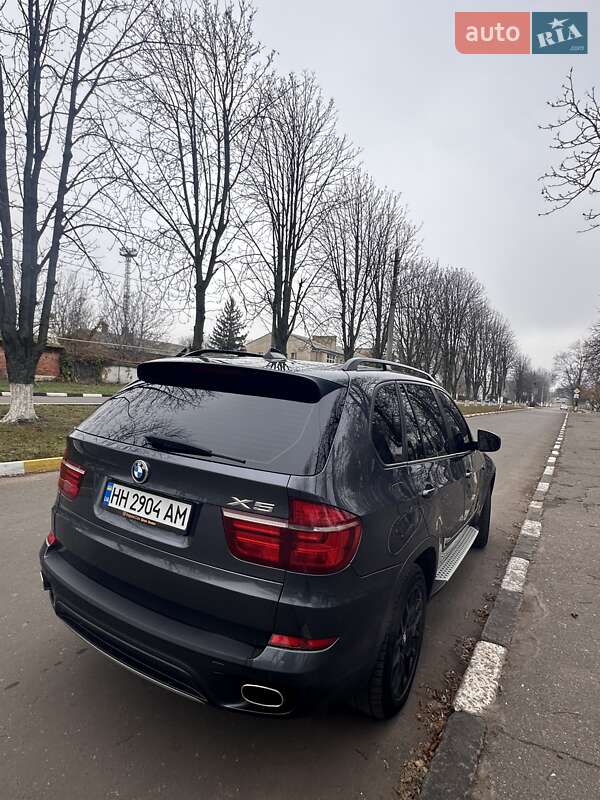 Внедорожник / Кроссовер BMW X5 2011 в Подольске